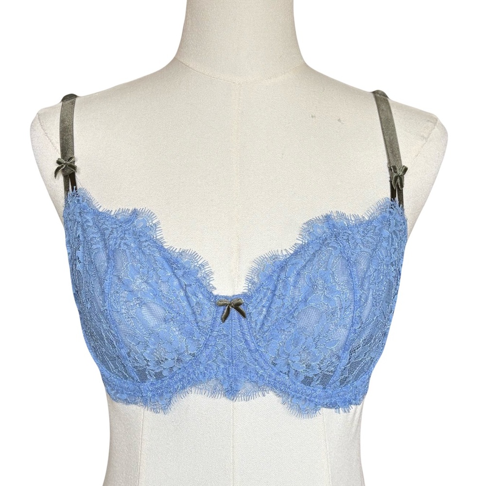 Victoria's Secret Blue Lace Bra